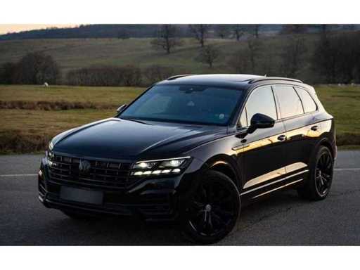 VOLKSWAGEN - TOUAREG R-Line 3.0 - Car - 2018