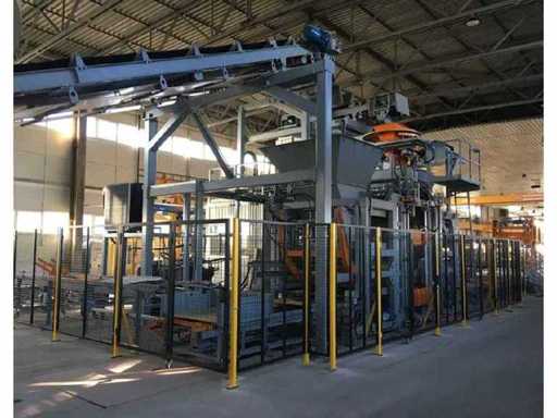 Fully Automatic Concrete Block and Paver Production Line - Hungary
