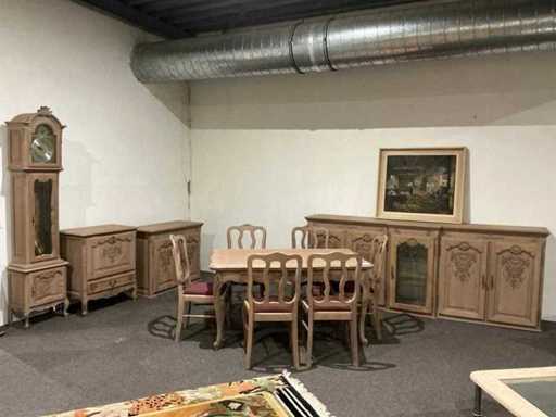 Aménagement du salon en bois massif