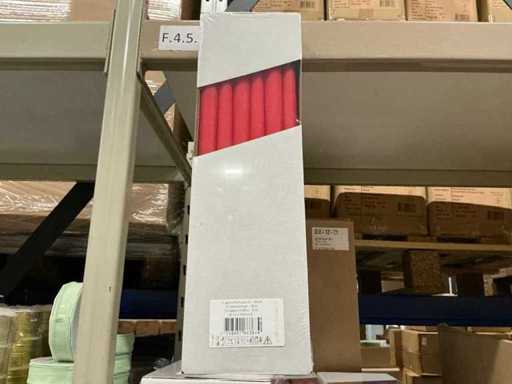 Dużo gotyckich świec czerwonych Ø22x400mm (276x)