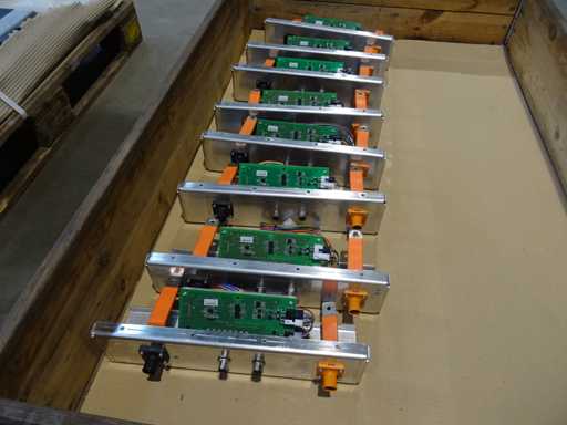 Batería del panel frontal (8x)