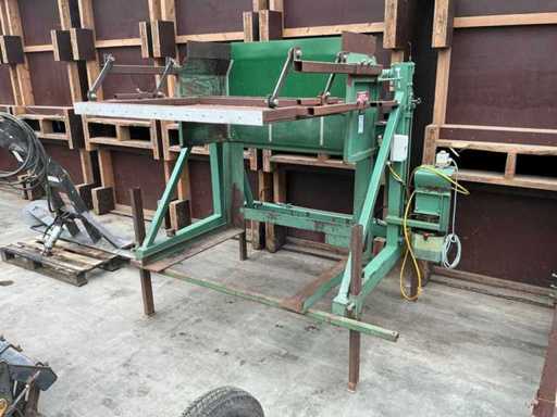 1992 Gebr. Van Rooyen Hydraulic Box Dumpper