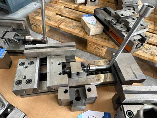   Machinebankschroef