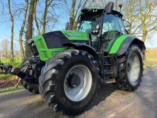 Tracteur agricole Deutz-Fahr 7250 TTV à quatre roues motrices 2013