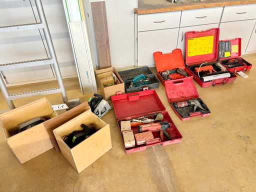 FESTO / HILTI Post Hand Machines