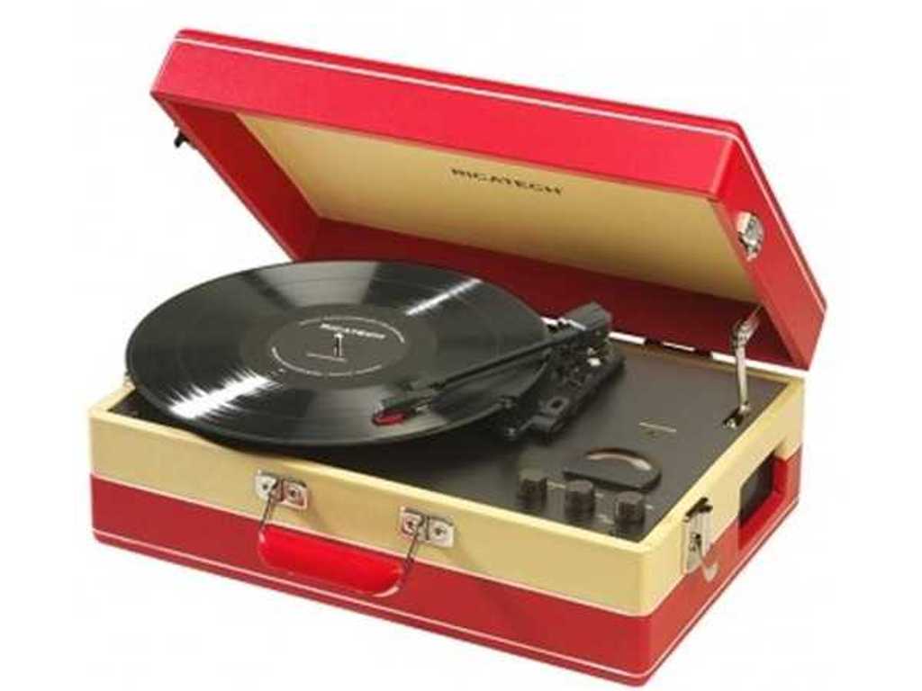 Luggage record player with radio