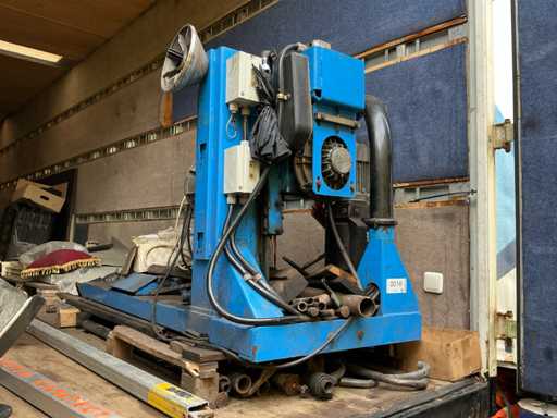 Schimbător de anvelope pentru camion HPA F240