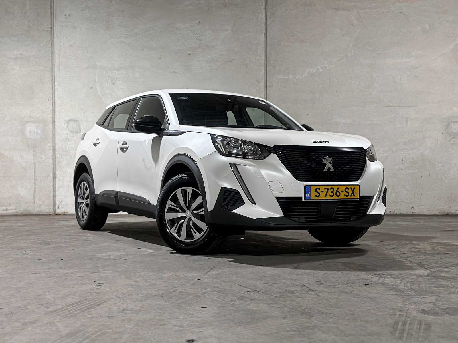 Peugeot 2008 1.2 PT Active Pack 102pk 2023 (Origineel-NL + 1e eigenaar), S-736-SX