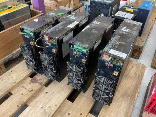 ABB Axodyn Servoantrieb (4x)
