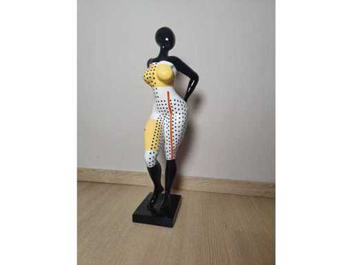 Statue Woman - Modern - OOPS