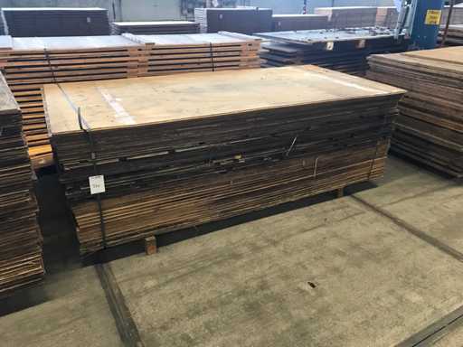 Pl?ci de pardoseal? folosite cu strat de baz? (39x)