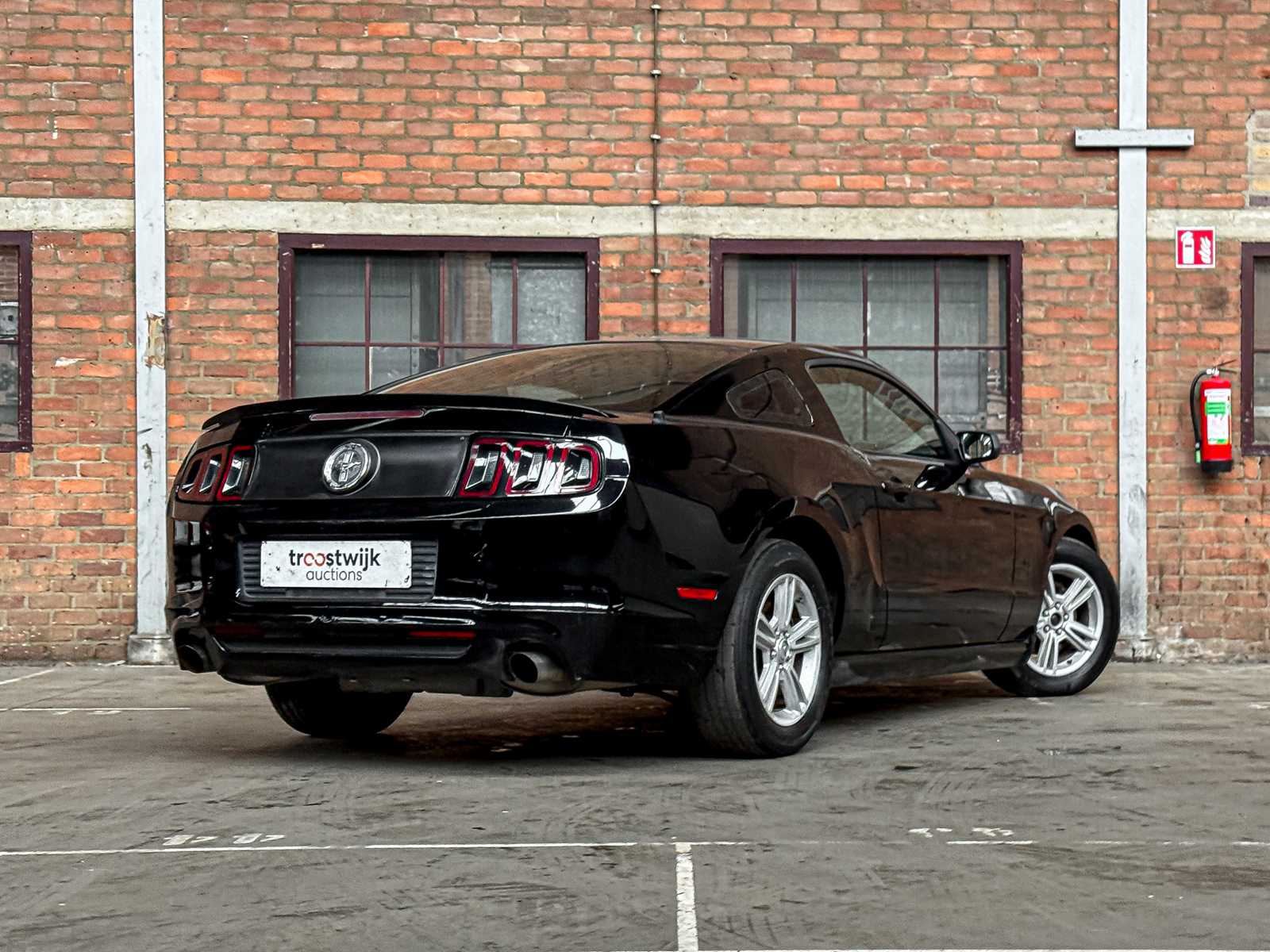 Ford Mustang 3.7 V6 305pk 2012 Coupe -Handgeschakeld-