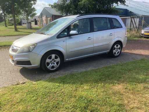 Opel Zafira 1.8 2006 Enjoy Passenger Car