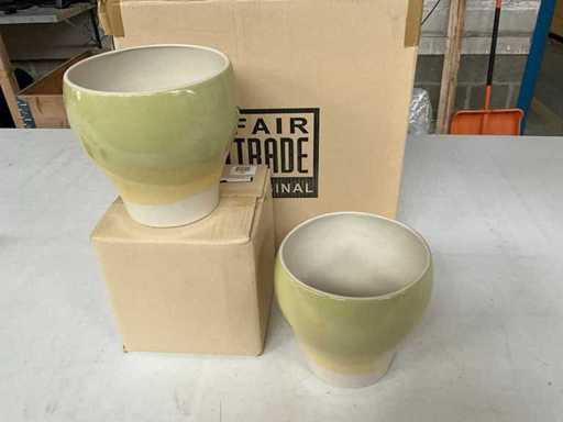 Fair Trade vaas keramiek hoogte +/- 19 cm (64x)