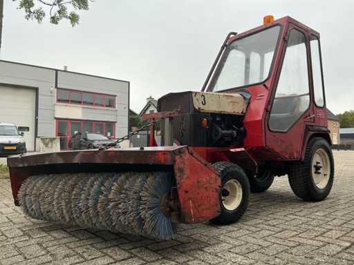 Gutbrod 2500 Selbstfahrende Kehrmaschine