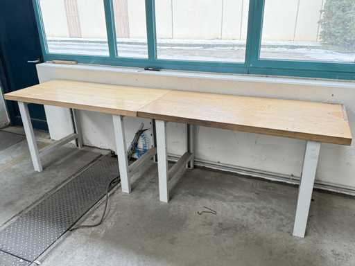   2 werkbanken
