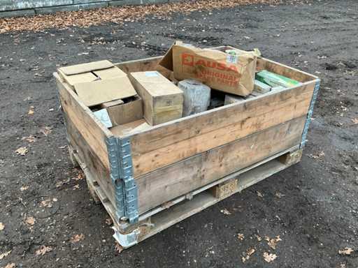 Krat met diverse filters Overige machine toebehoren