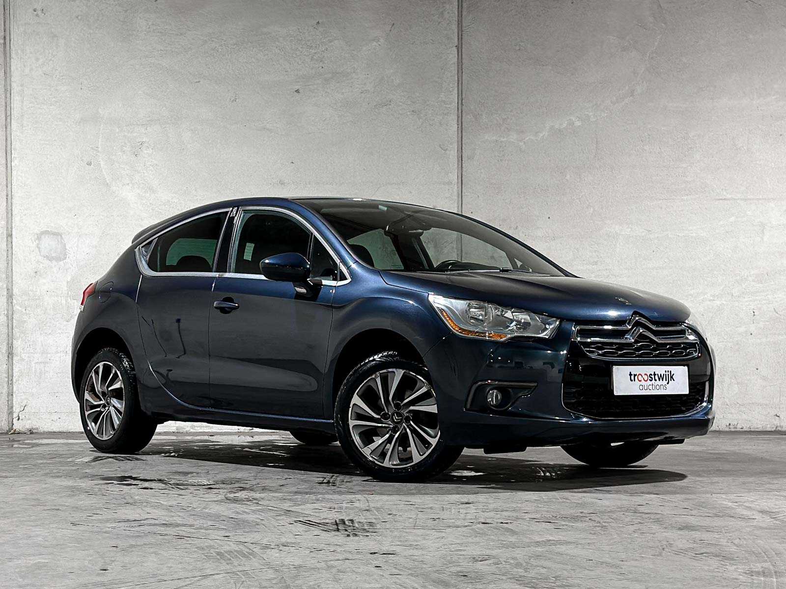Citroen DS4 1.6 VTi So Chic 120pk 2011 (Origineel-NL), 32-RSX-3