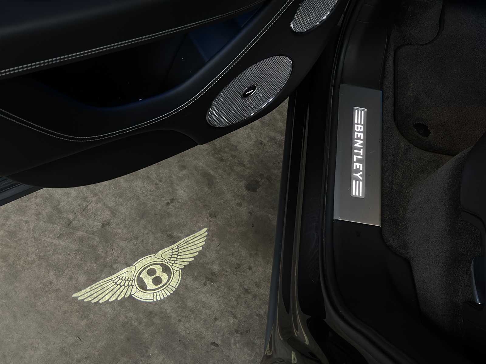 Bentley Bentayga 4.0 V8 First-Edition 550pk 2021