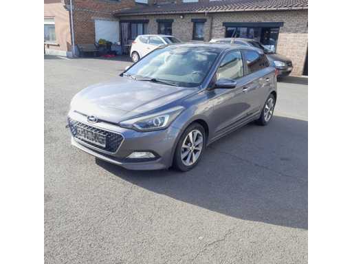 Hyundai i20 1.4 100 ch Joy 2015 
