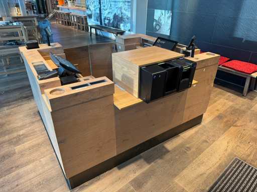 Cabins - Welcome desk with cash register system