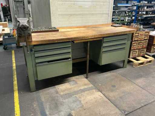 Workbench with contents