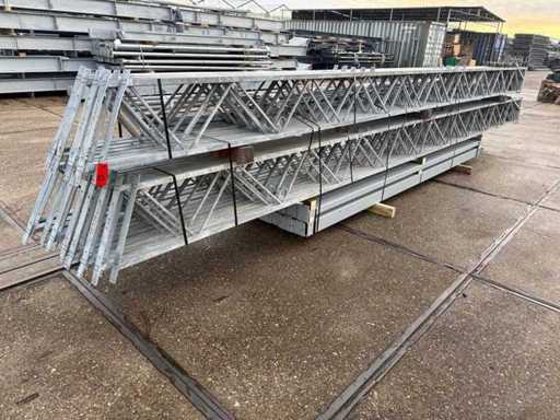 Costruzione in acciaio 12,80 x 40,00 metri (512m2)