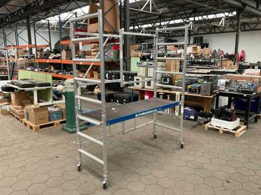 2021 Torso Room Folding Scaffold