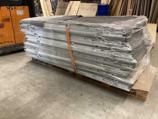 Elemento de puerta de habitación húmeda Novaferm RAL 9016 // 1000mm x 2000mm // LD 935 x 1968mm DIN izquierda 5 piezas DIN derecha 8 piezas usadas