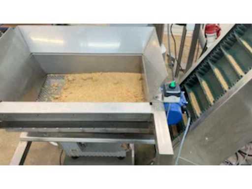 e4b6b9e5-cf0b-4730-9f3b-0fdb5123c81c.mp4