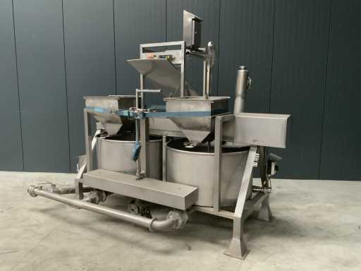 Double Mixing Tank with Refiller