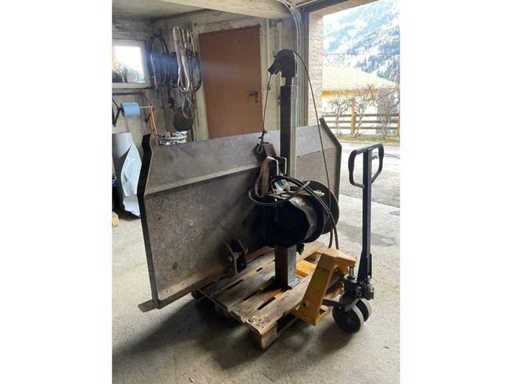 Polterschild - - Polterschild with winch