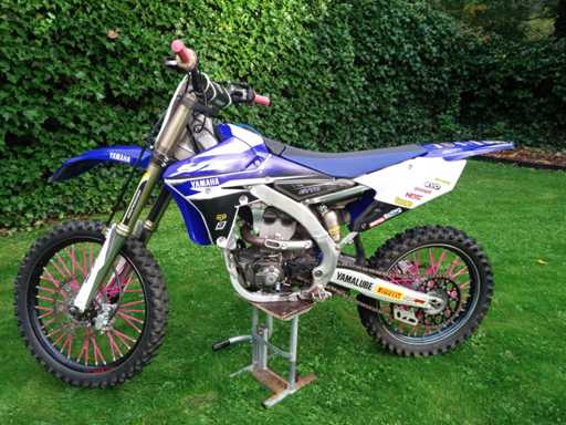 2018 Yamaha Full cross YZ250F Motociclet?