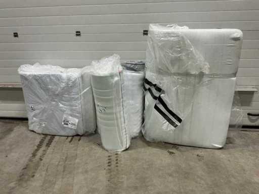 Différents matelas de couchage Emma (5x)