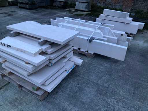 3 Dalles/blocs de pierre blanche