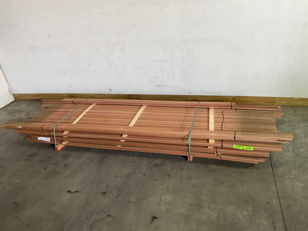 Glazură din lemn de esență tare 310x3x1,5 cm (368x)
