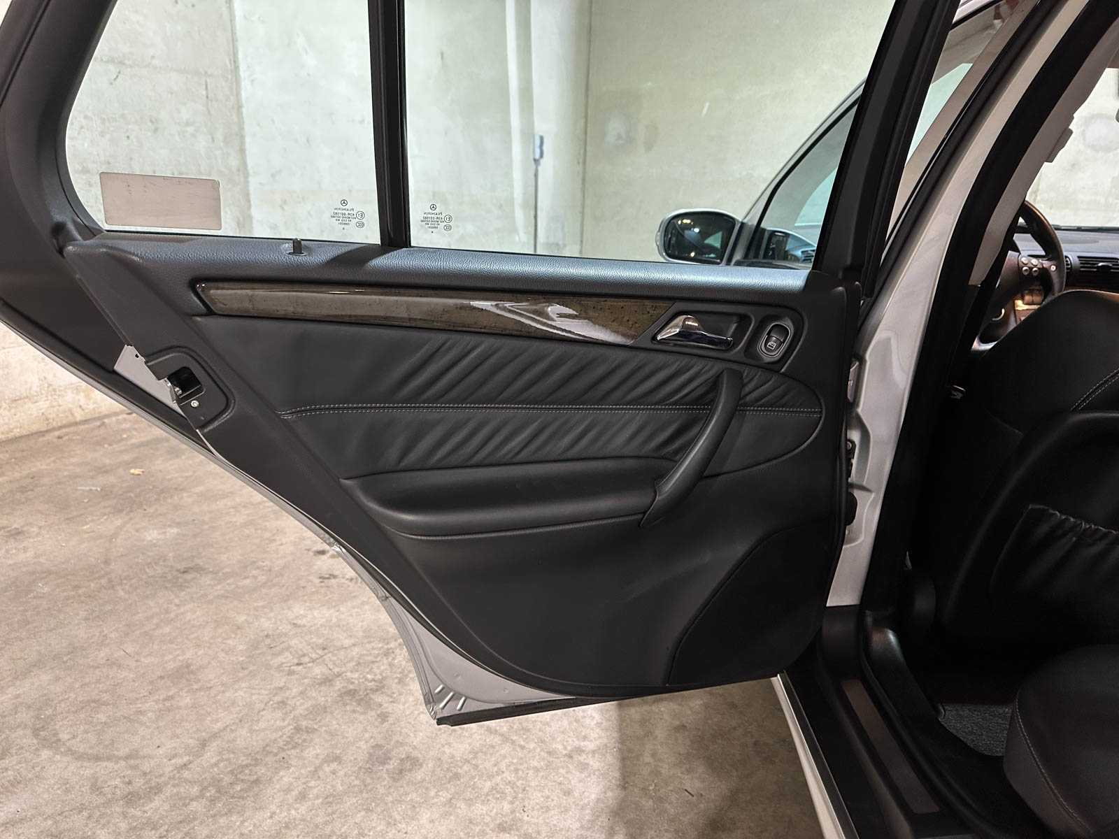 Mercedes-Benz C55 Combi AMG 5.4 V8 367pk 2005 C-klasse, JSZ-04-G Youngtimer