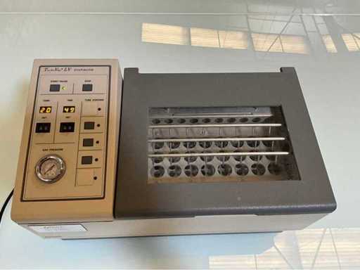 ZYMARK - TURBOVAP LV - Various Laboratory Equipment