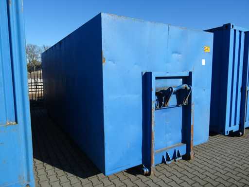 Hooklift closed container