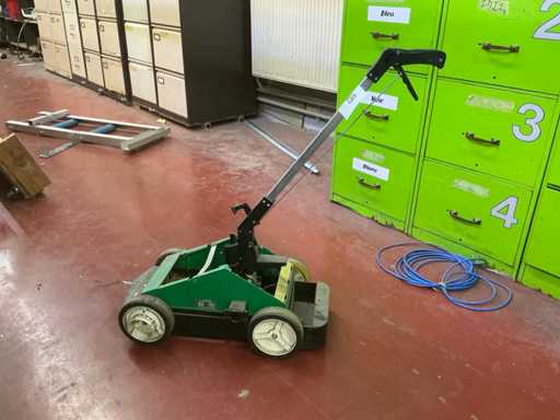 AMPERE SYSTEM Markierungswagen