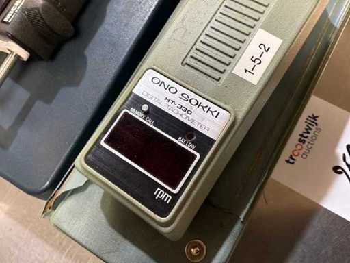 Compte-tours Ono Sokki HT 330