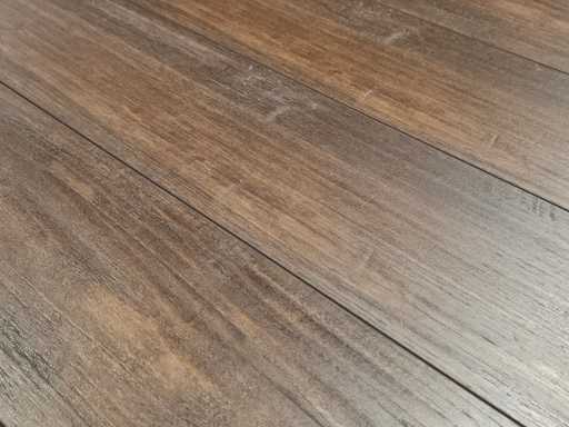 25 m2 Laminate plank - 1285 x 188 x 12 mm