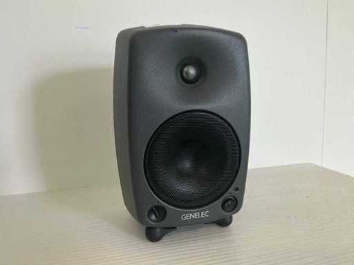 Monitor biamplificat Genelec 8030A