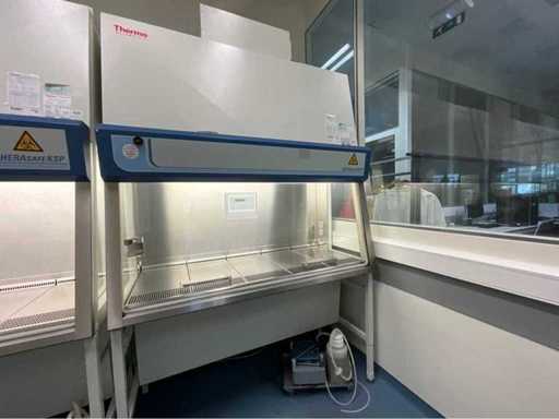 THERMOWISSENSCHAFTLICHE HERASAFE KSP15 Mikrobiologische Sicherheitsstation
