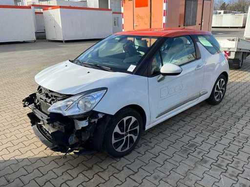 Voiture voyageurs Citroën DS3 2018
