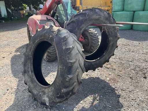 Firestone 340/85-28 Reifen (2x)