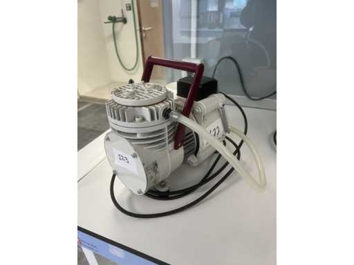 KNF N 0 35 aN.18 Pomp