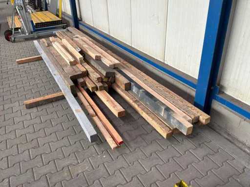 Drewniane belki (32x)