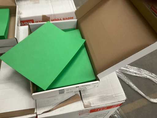 Stapel verschiedener Papierfaltmappen