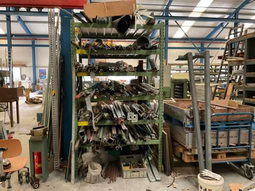 Raft pentru rafturi Bito cu con?inut de fier ?i o?el